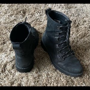SOREL- Lennox Lace Black Leather Ankle Boots
